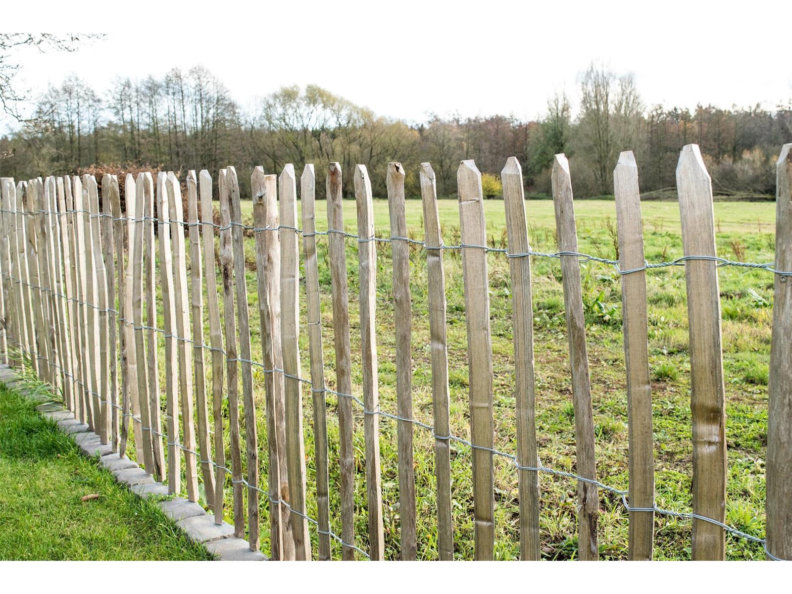 Englischer Staketenzaun Kastanie - Länge 5 Meter, Höhe 180 cm, Lattenabstand 8-10 cm